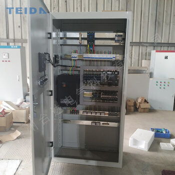 热门恒压供水控制柜与风机水泵配电柜价格解析